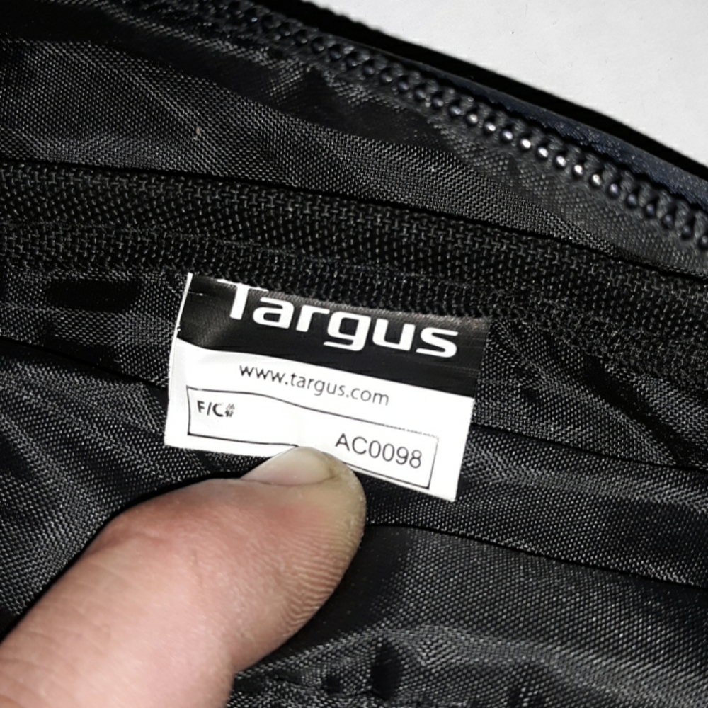 ⬇️$15 Tragus laptop backpack - Picture 8 of 8